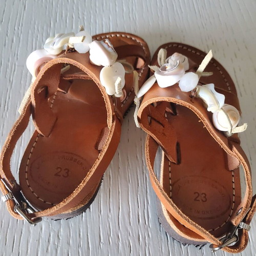 Handmade leather sandals with shells new
