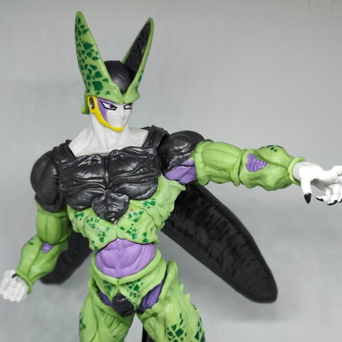 Dragon Ball Z Perfect Cell figure 22cm like new