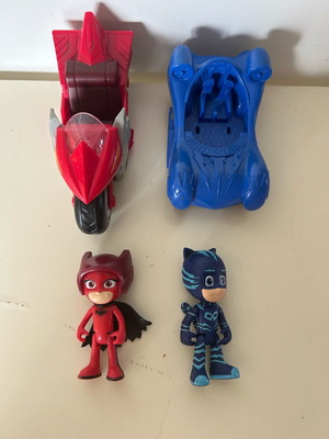 PJ Masks Owlette & Cat Boy figures in vehicles like new