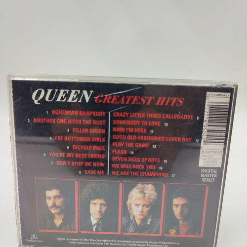 Queen Greatest Hits CD like new, 1994 remaster rock