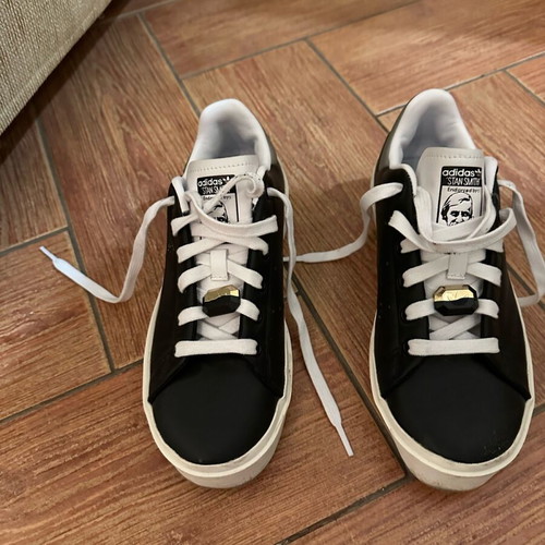 Adidas Original Stan Smith Bonega like new, black sneakers size 38.5