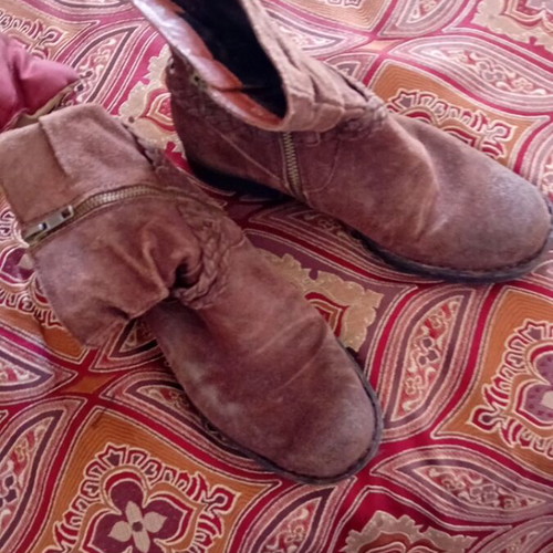 Brown boots used, comfortable, size 37