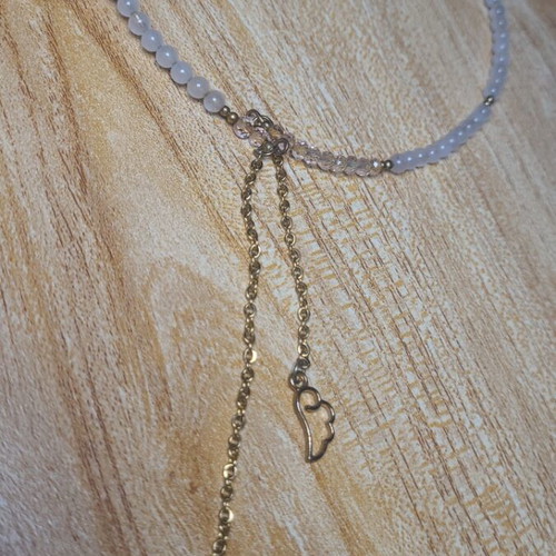 Choker necklace with butterfly like new, pink