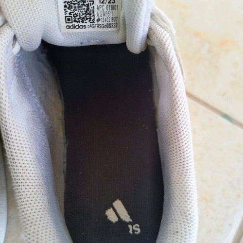 Adidas unisex size 38 like new
