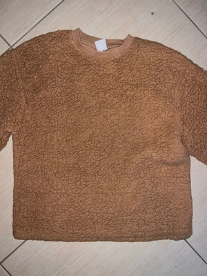 H&M brown fuzzy sweater like new, size S