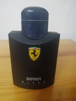 Ferrari Scuderia Black Eau de Toilette 125ml like new, men's fragrance