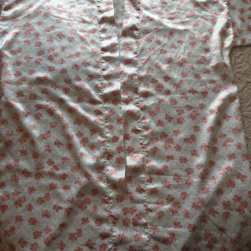 Oz satin sleepwear set 3 pieces like new, white with pink flowers