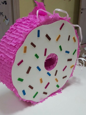 Donut piñata new with door and pull string