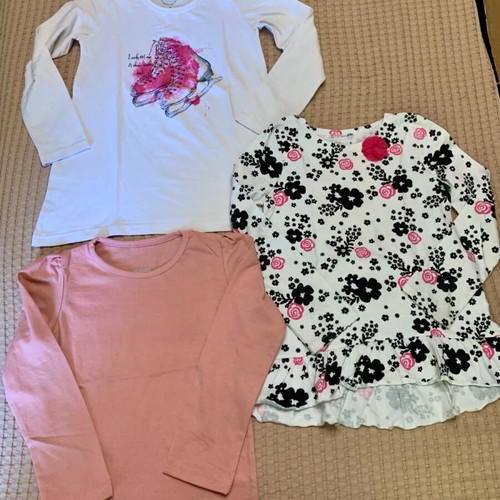 Girls' seasonal clothes size 5-6 like new, pack of 13 pieces