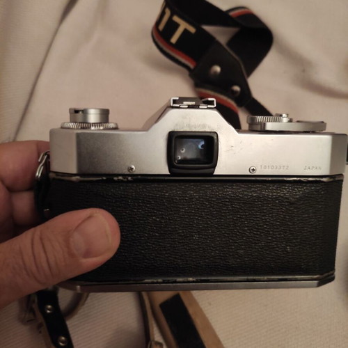 Yashica Japan Camera like new with Russian lenses and leather case