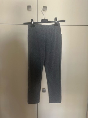Girls' gray DMN leggings like new, size 10