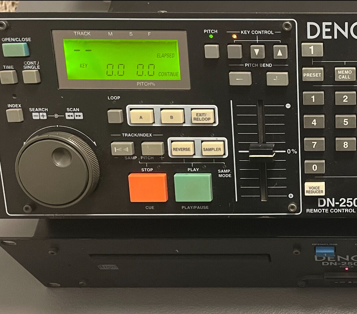 Cd player double Denon DN-2500 F used - € 140,00 - Vendora.cy