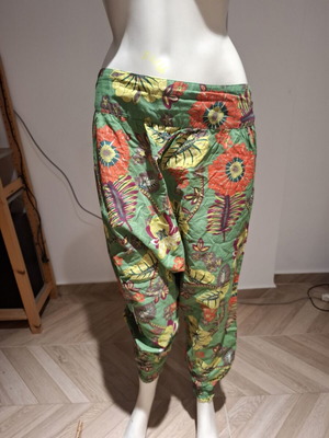 Women's Floral Summer Salvari like new, size M