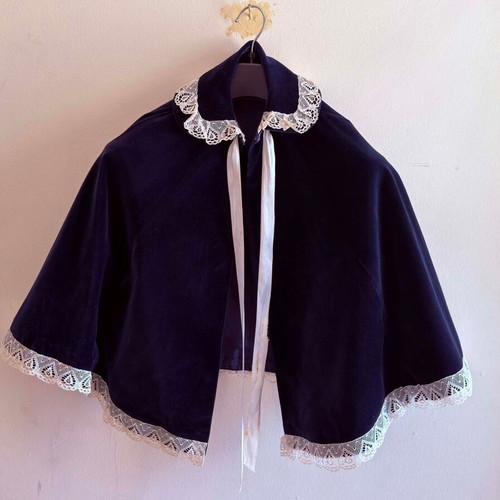 Velvet handmade cape blue vintage like new