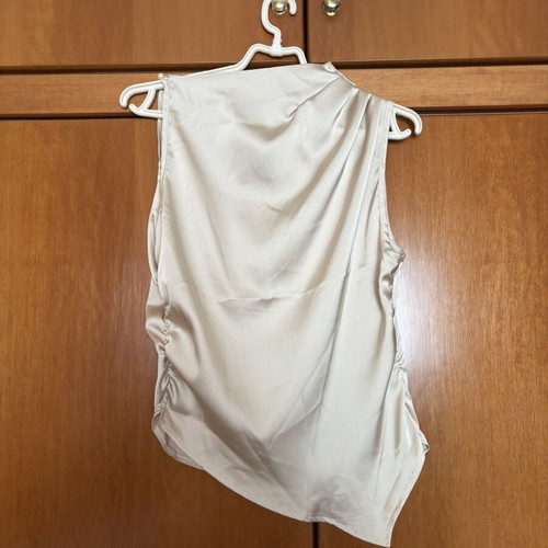 Shein women's blouse new, size M, beige and yellow