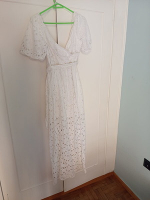 Ale maxi white dress like new, size XL fitting S-M