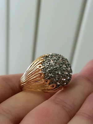 Women's stainless steel dome ring royal style with zircon stones size 18.5 new