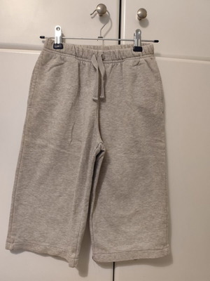 Marvel shorts for 8 years old like new