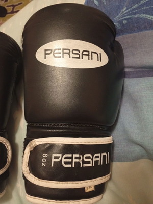 Persani 8 Oz kids kickboxing gloves used, black