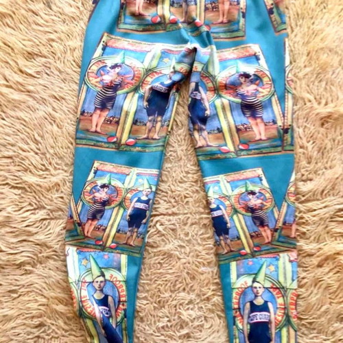 Ripped Cotton Circus Couple Collection 2020 leggings new, size Small