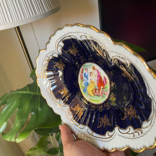 Decorative platter like new