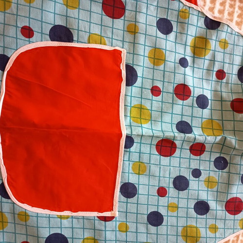 Vintage kitchen apron retro design like new