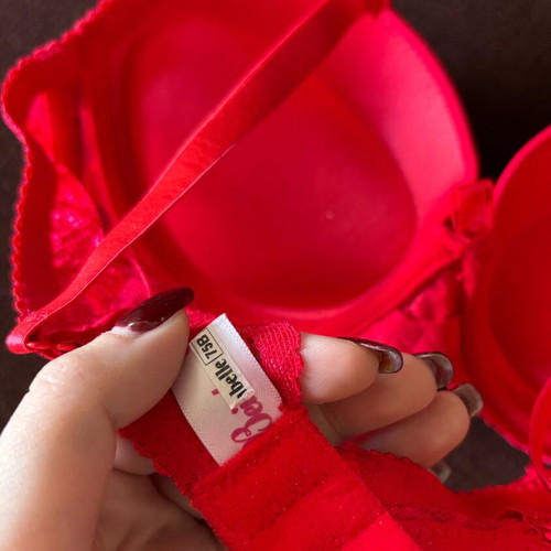 Isabelle bra 75B red, new