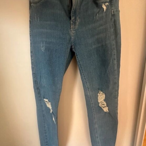 Pull & Bear skinny jeans with rips like new, blue, size S