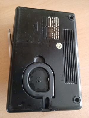 Φορητό ραδιοφωνάκι vintage Silver AM FM μεταχειρισμένο