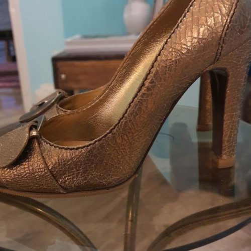 Dolce & Gabbana bronze pumps like new, size 38