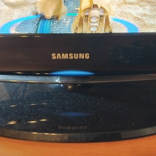Samsung LE26R86BD 26-inch LCD TV HD Ready