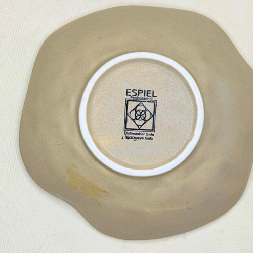 Stoneware plate Espiel Professional with wavy design, diameter 21.5 cm like new
