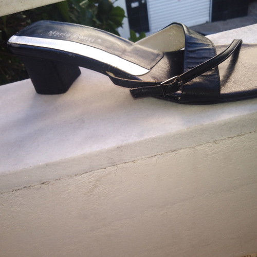 Mario ponti leather sandals new, size 39, black