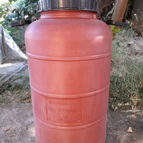Plastic barrels for food storage, 35L yellow and 60L orange