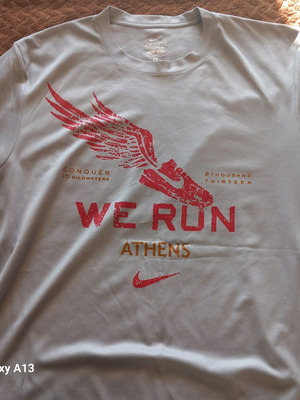Αθλητικά T-shirt σε άριστη κατάσταση, πακέτο 4, μεγέθη L και M