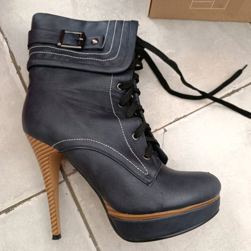 Makgio ankle boot no37 new, dark blue with wooden heel