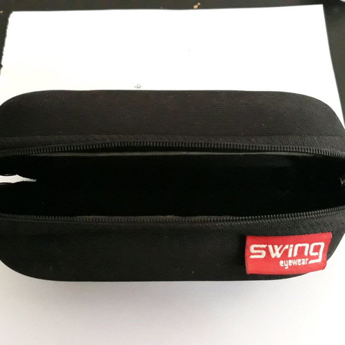 Swing glasses case like new, black, zipper, hard fabric exterior