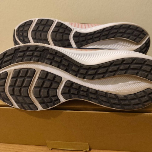 Αθλητικά Παπούτσια Nike WMNS Downshifter 11 μεταχειρισμένα, νούμερο 40,5, πολύχρωμα
