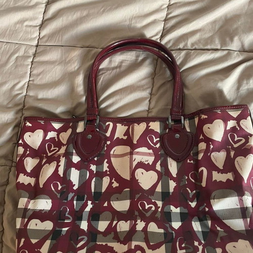 Burberry bag like new