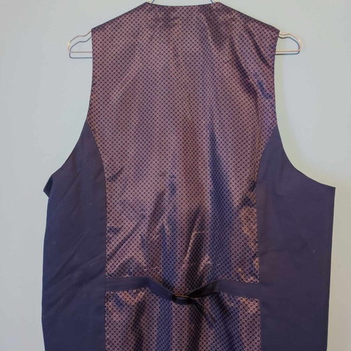 Men's vest purple like new, size Large