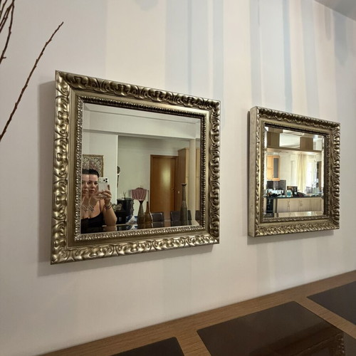 Mirrors set of 2, like new, dimensions 70x70 cm