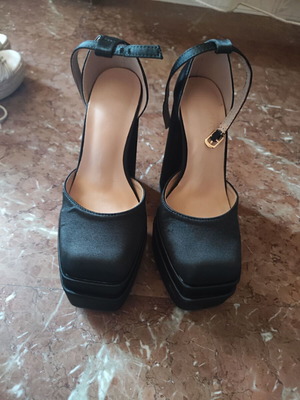 Mia satin square-toe pumps with thick heel, like new, size 37