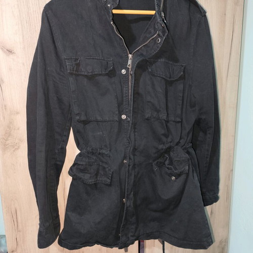 Jean jacket black Large used with pockets and zipper
