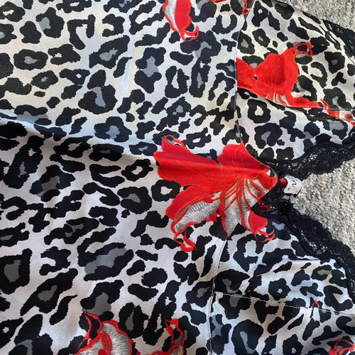 Nightgown combinezon size M like new, black and red