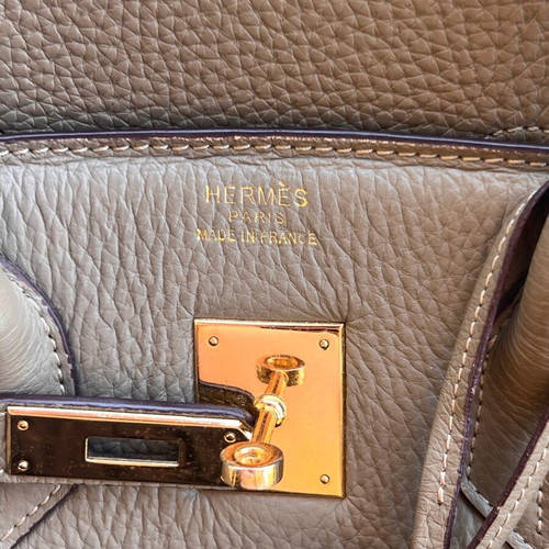 Leather handbag grey like new