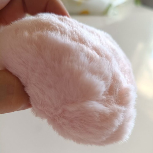 Loose Powder High Gloss Ball with Pink Furry Pom-Pom