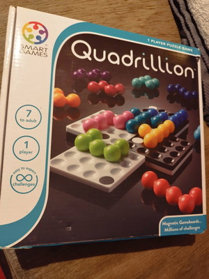 Smart Games Quadrillion game like new for math logic
