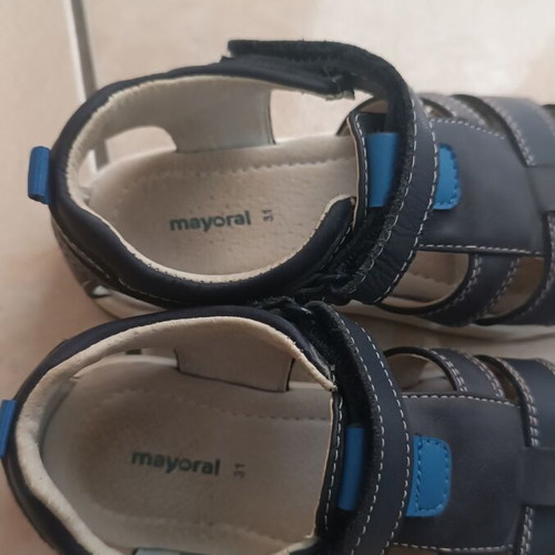 Mayoral sandals size 31 like new