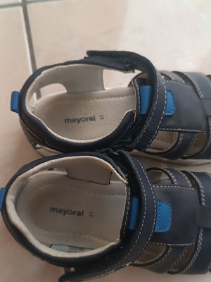 Mayoral sandals size 31 like new