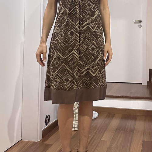 BCBG Max Azria silk dress like new, brown geometric pattern